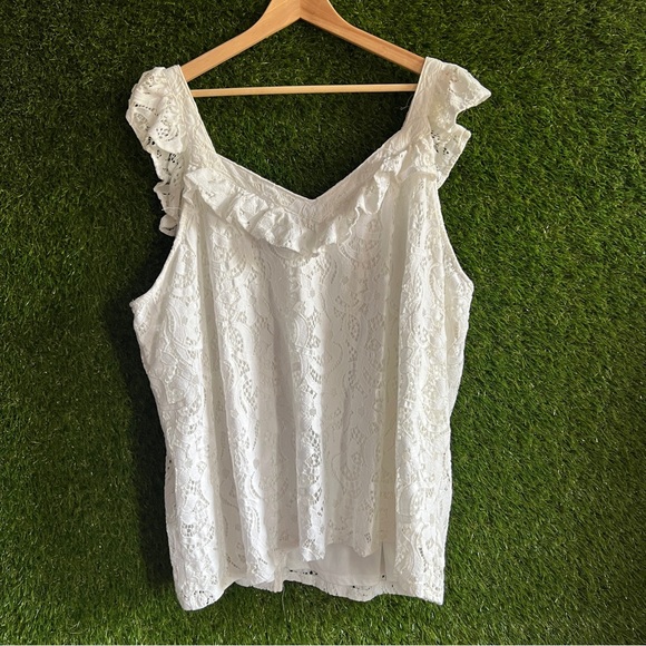 Torrid 5 Lace Ruffle Short Sleeve Crop Top - Picture 2 of 6